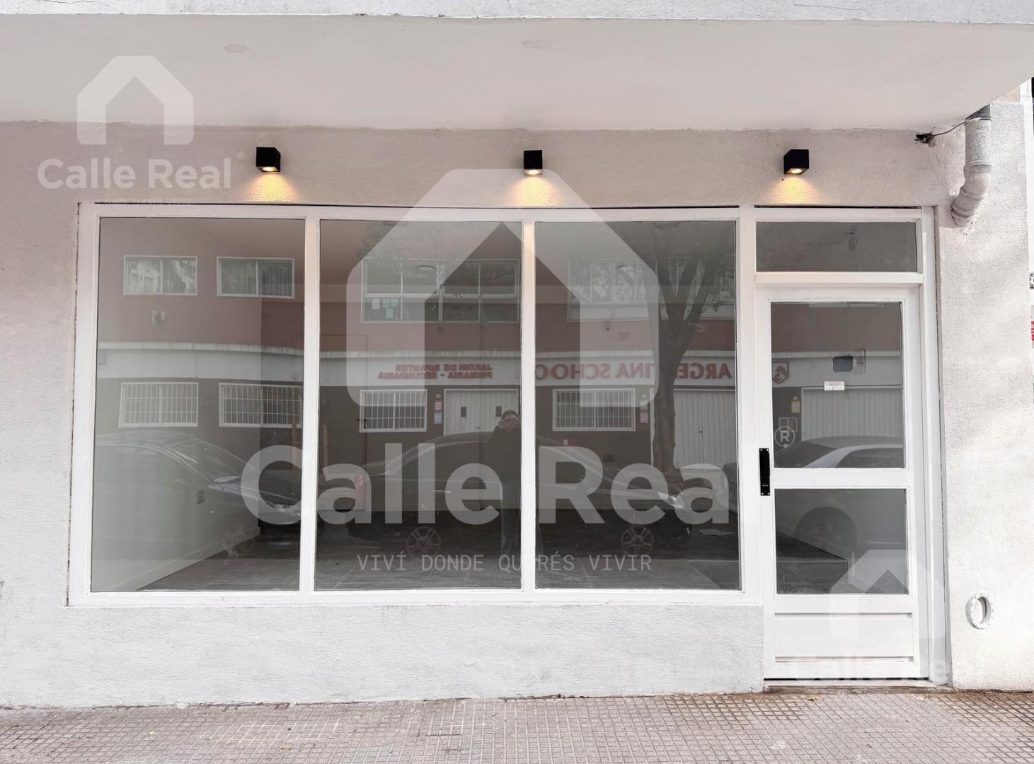Foto de Local en Chacarita con amplio Frente ideal cafeterias, imagen 4