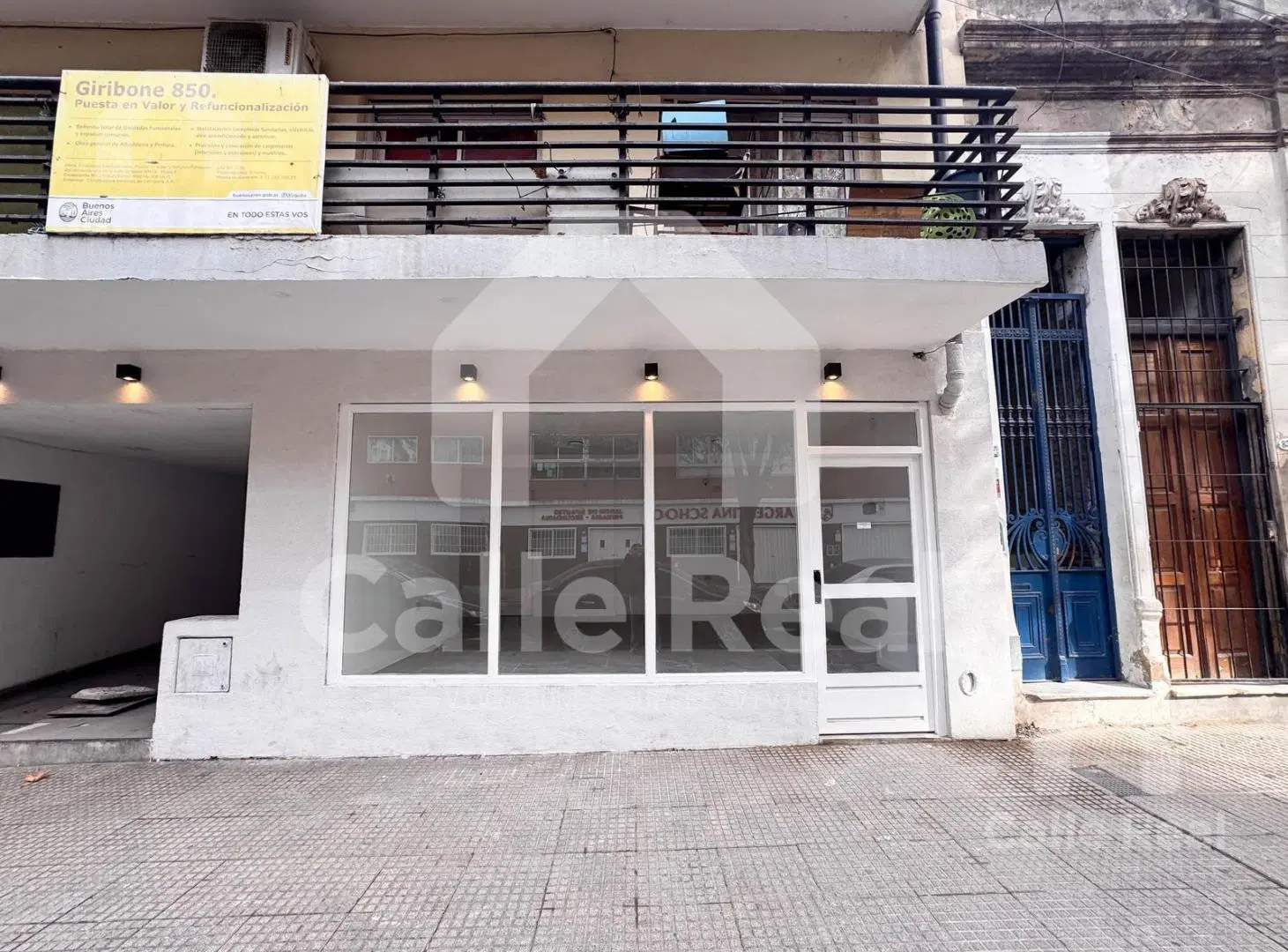 Local en Chacarita con amplio Frente ideal cafeterias 5