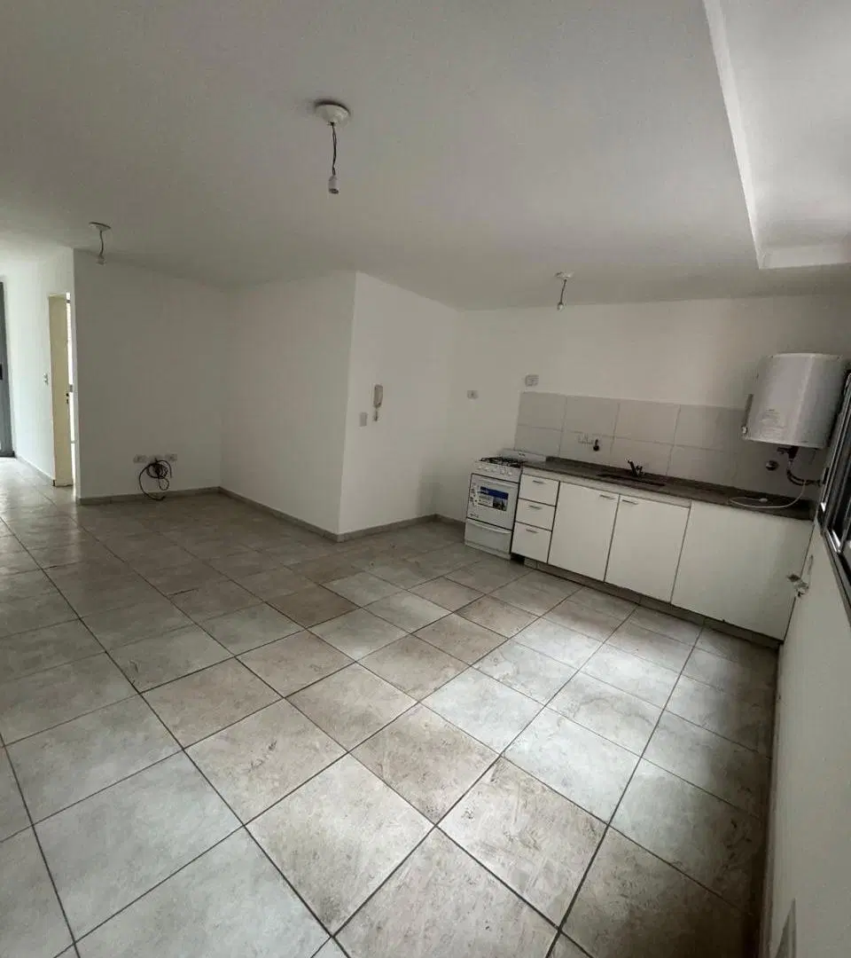 Departamento un dormitorio en alquiler Balcarce 346, Barrio Centro 1