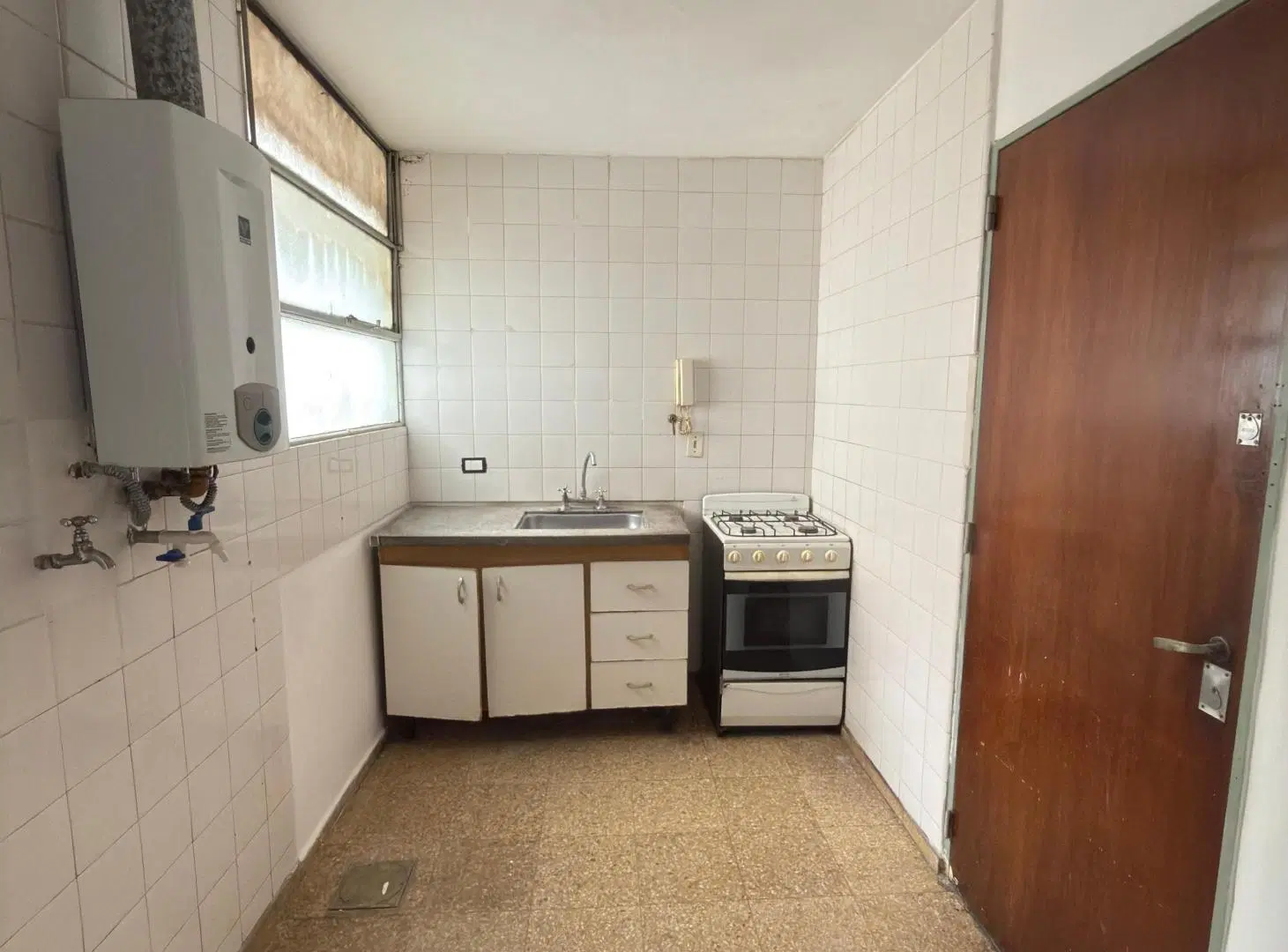 DEPARTAMENTO DE 2 DORMITORIOS EN PLENO NUEVA CORDOBA - Ituzaingo 783 2