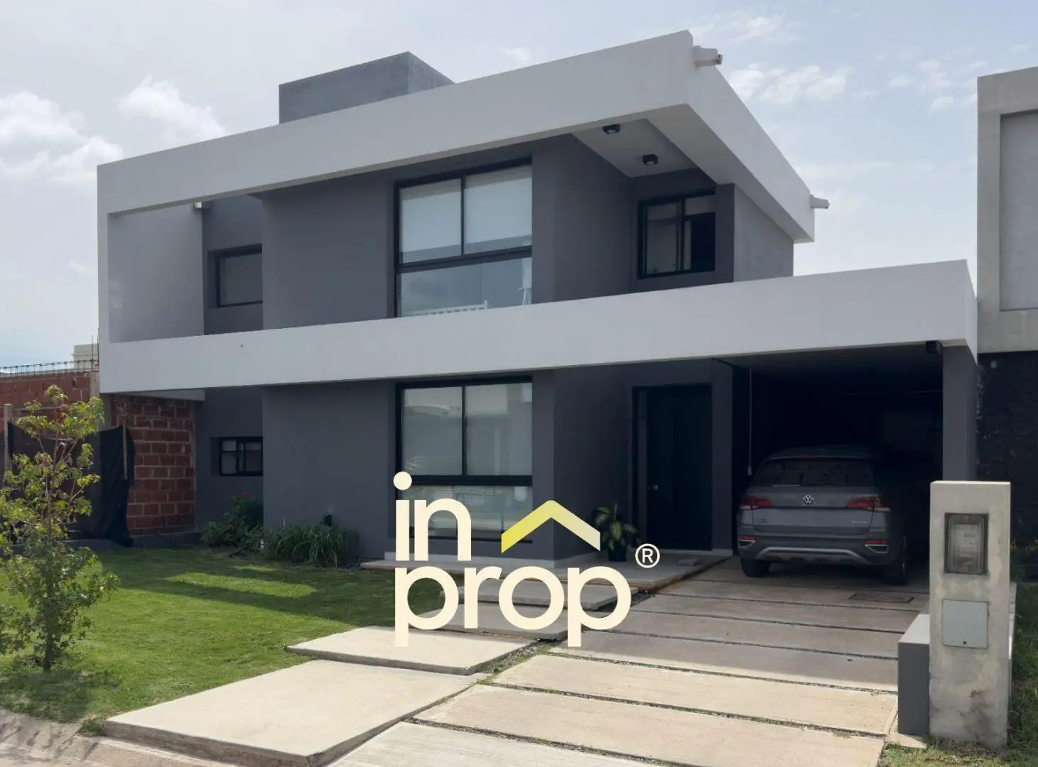 Docta Cada en VENTA 3 Dormitorios 4 Baños con Pileta Climatizada 4