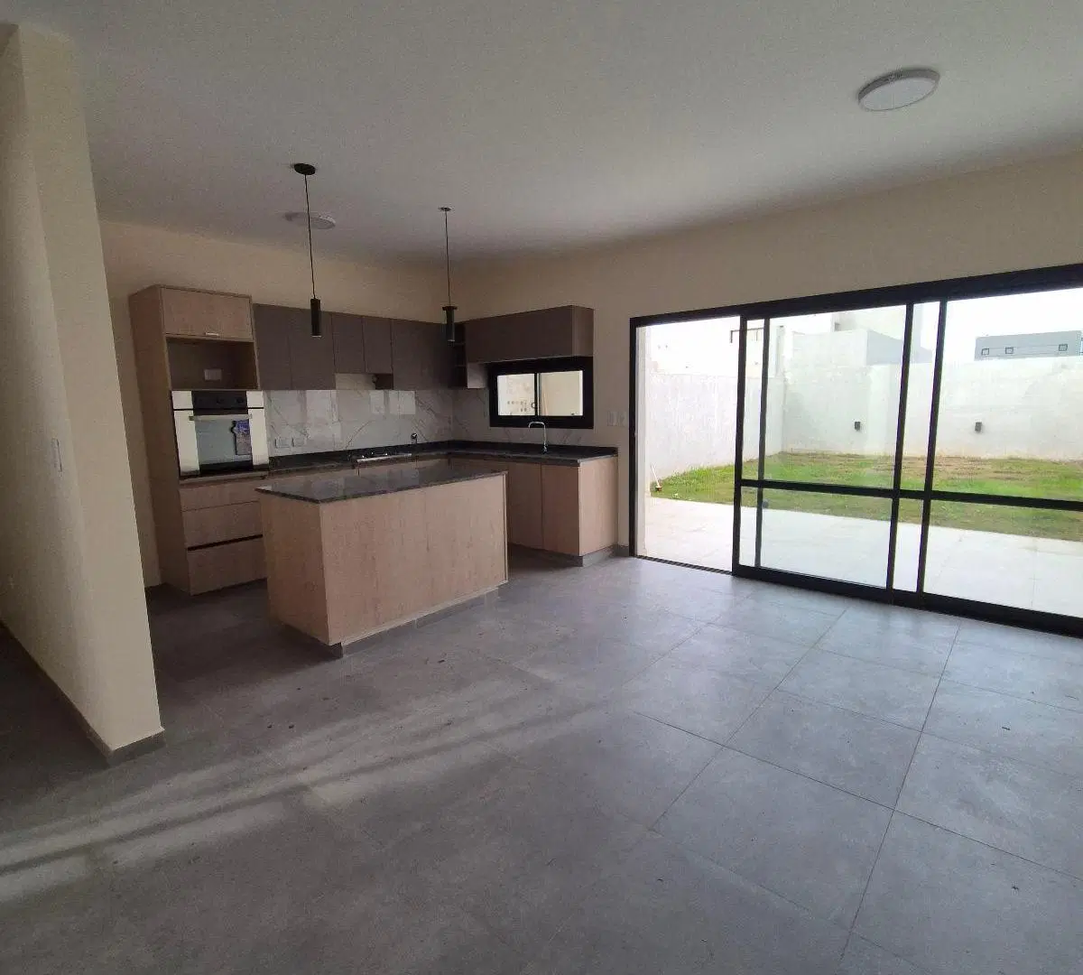 Docta DUPLEX 3 Dormitorios - ZONA CON SERVICIOS 2