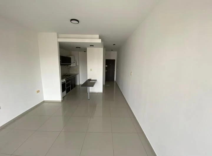 Monoambiente en alquiler, calle 41 N° 636, La Plata 5