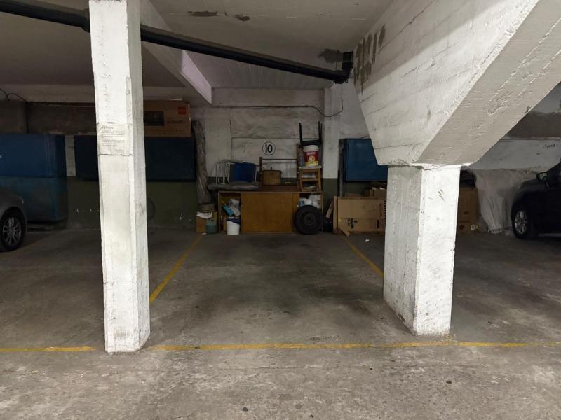 Foto de VENTA COCHERA FIJA - BARRIO CHAUVIN, imagen 4