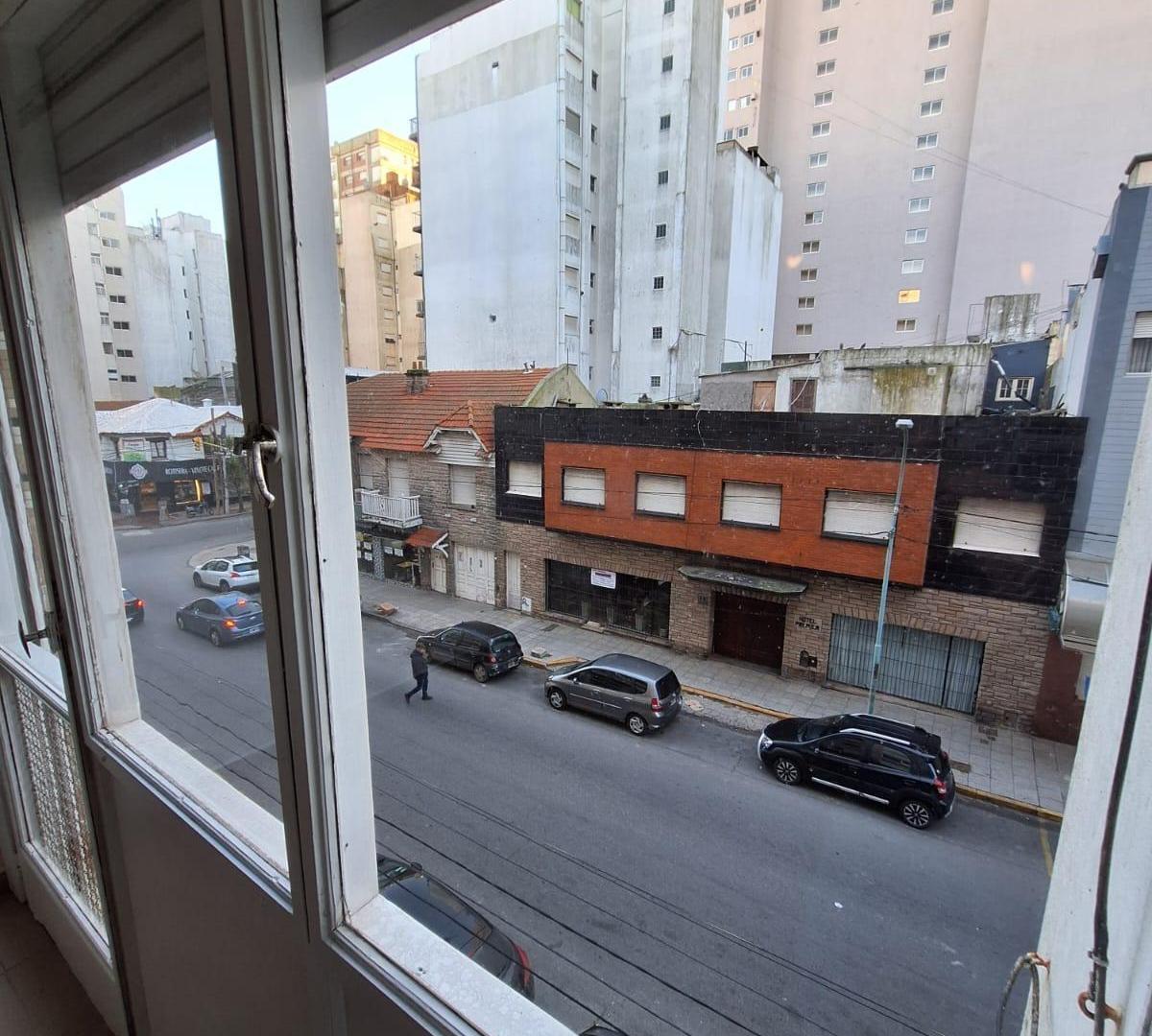 Foto de Alquiler 24 meses | 2 AMB | Güemes, imagen 1