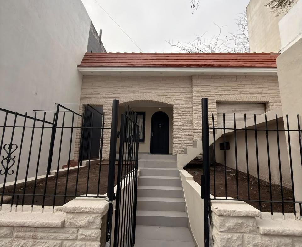 Foto de USD 130.000 | CHALET EN PH 3 AMBIENTES | RECICLADO INTEGRALMENTE |, imagen 2