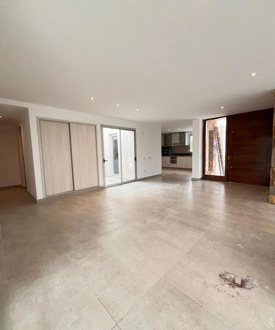 Casa con 2 dormitorios en alquiler con 500 m² en Alba De Tanqay 5