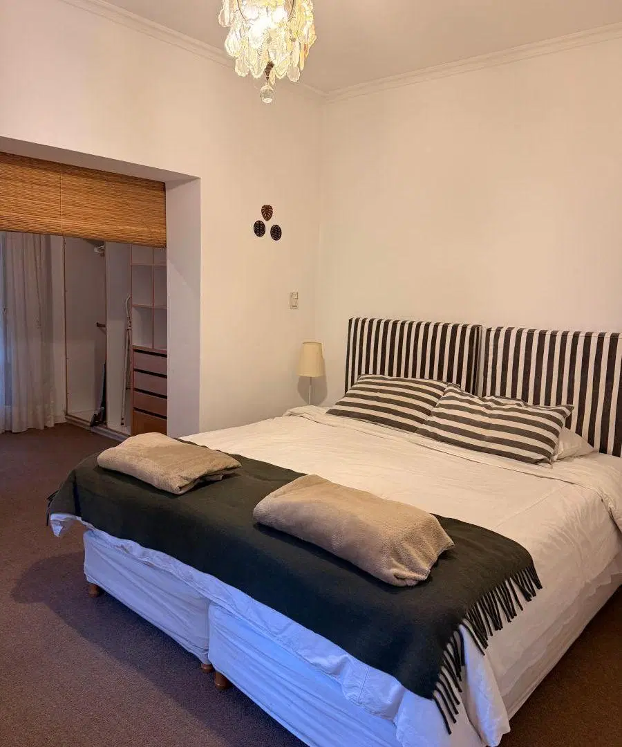Casa en alquiler en Quinta Sección con 180 m2 y 2 dormitorios 5