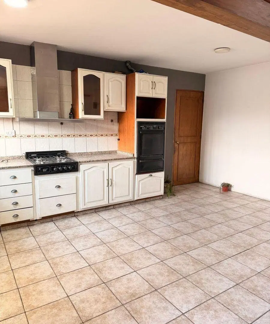 Departamento de 150 m² con 3 dormitorios en venta en Cuarta Sección 2