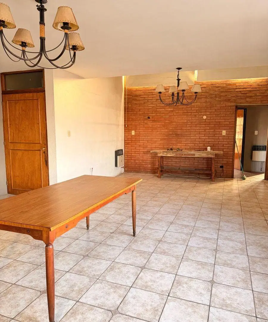Departamento de 150 m² con 3 dormitorios en venta en Cuarta Sección 5