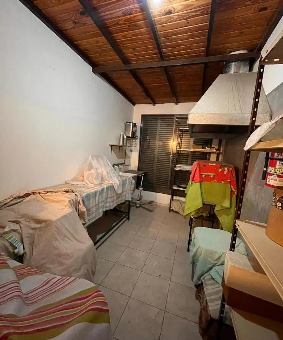 Casa de con 3 dormitorios en alquiler en la Sexta Sección 5