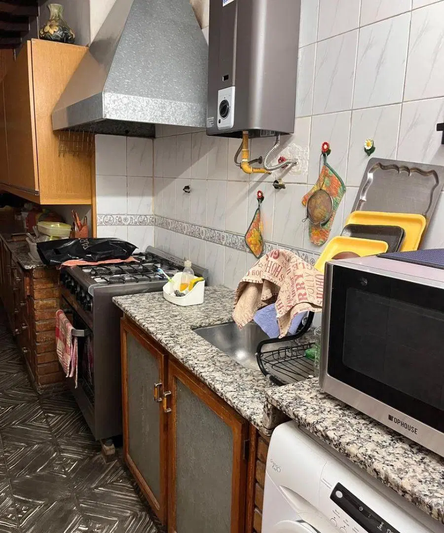 Casa de con 3 dormitorios en alquiler en la Sexta Sección 8