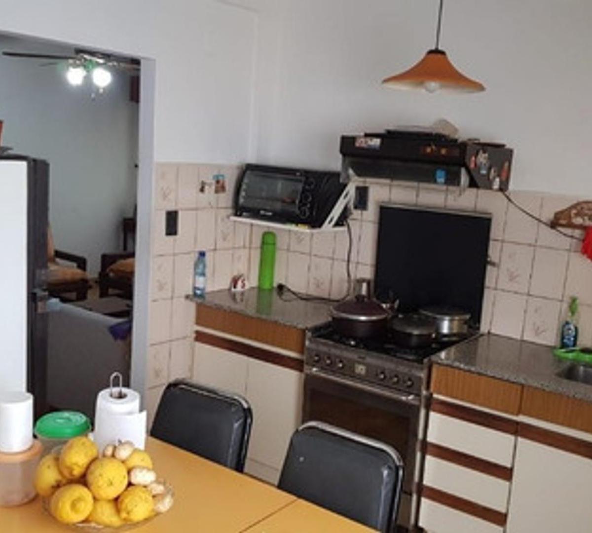 Casa a La Venta en Quilmes Oeste 5
