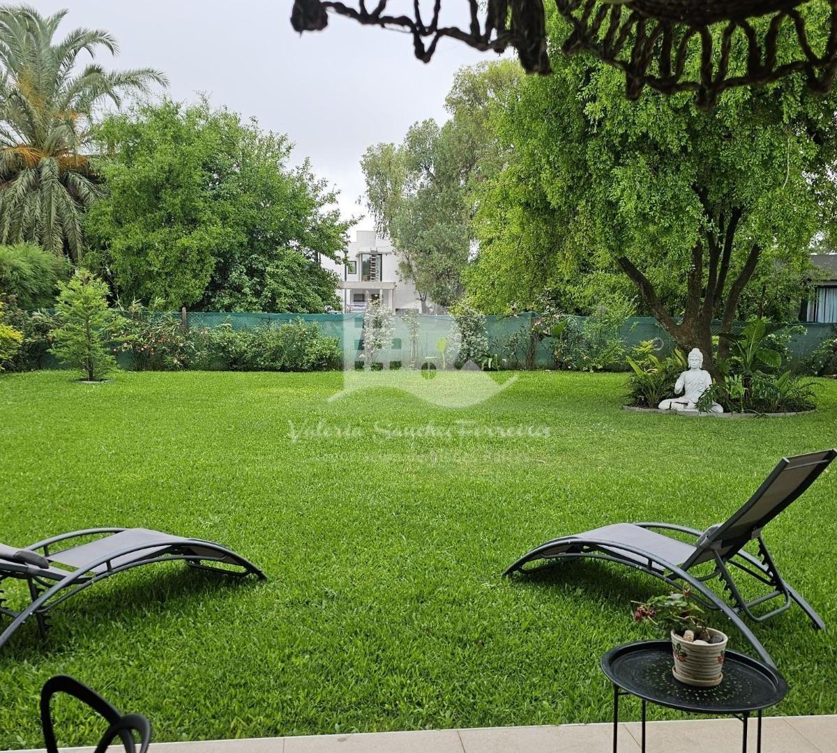 Casa a La Venta en Barrio Las Golondrinas 4