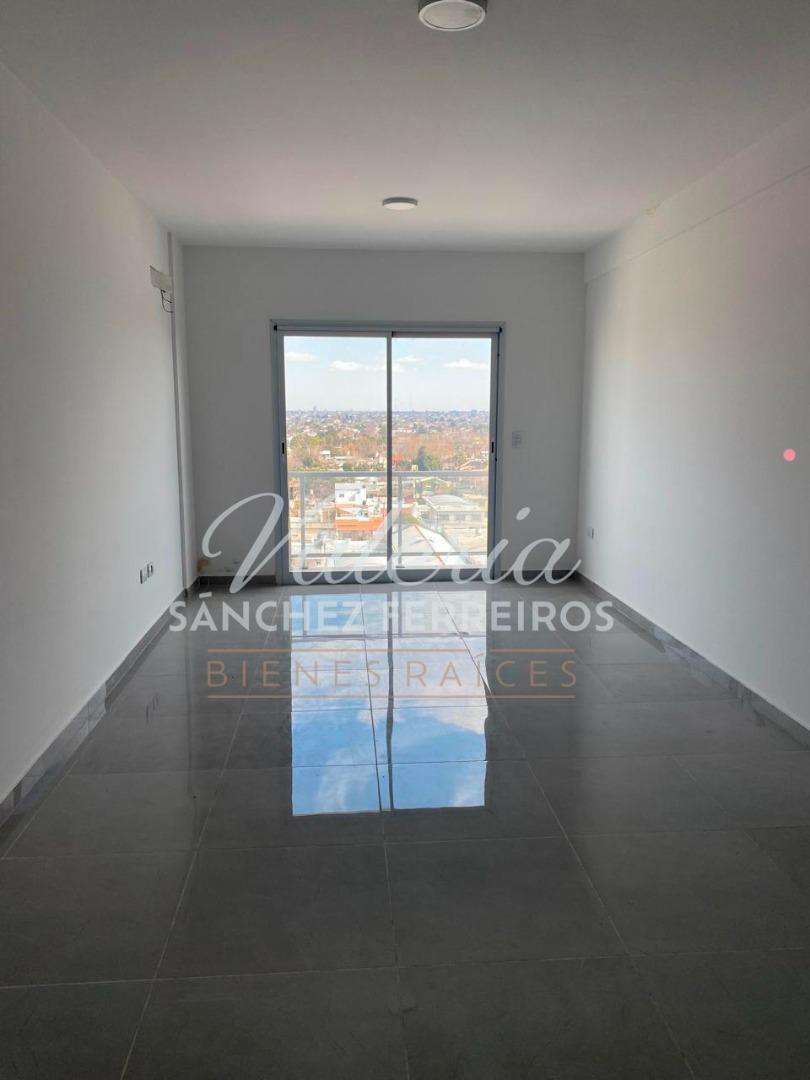Departamento 3 ambientes en venta Berazategui centro