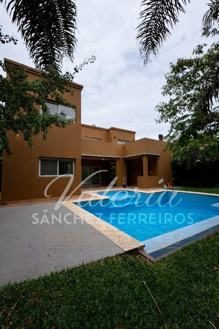 Casa de 4 ambientes a la venta en Altos De Hudson II