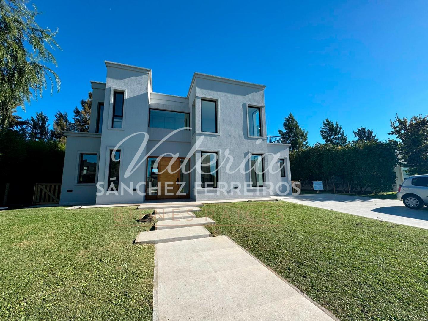 Casa 4 ambientes las golondrinas