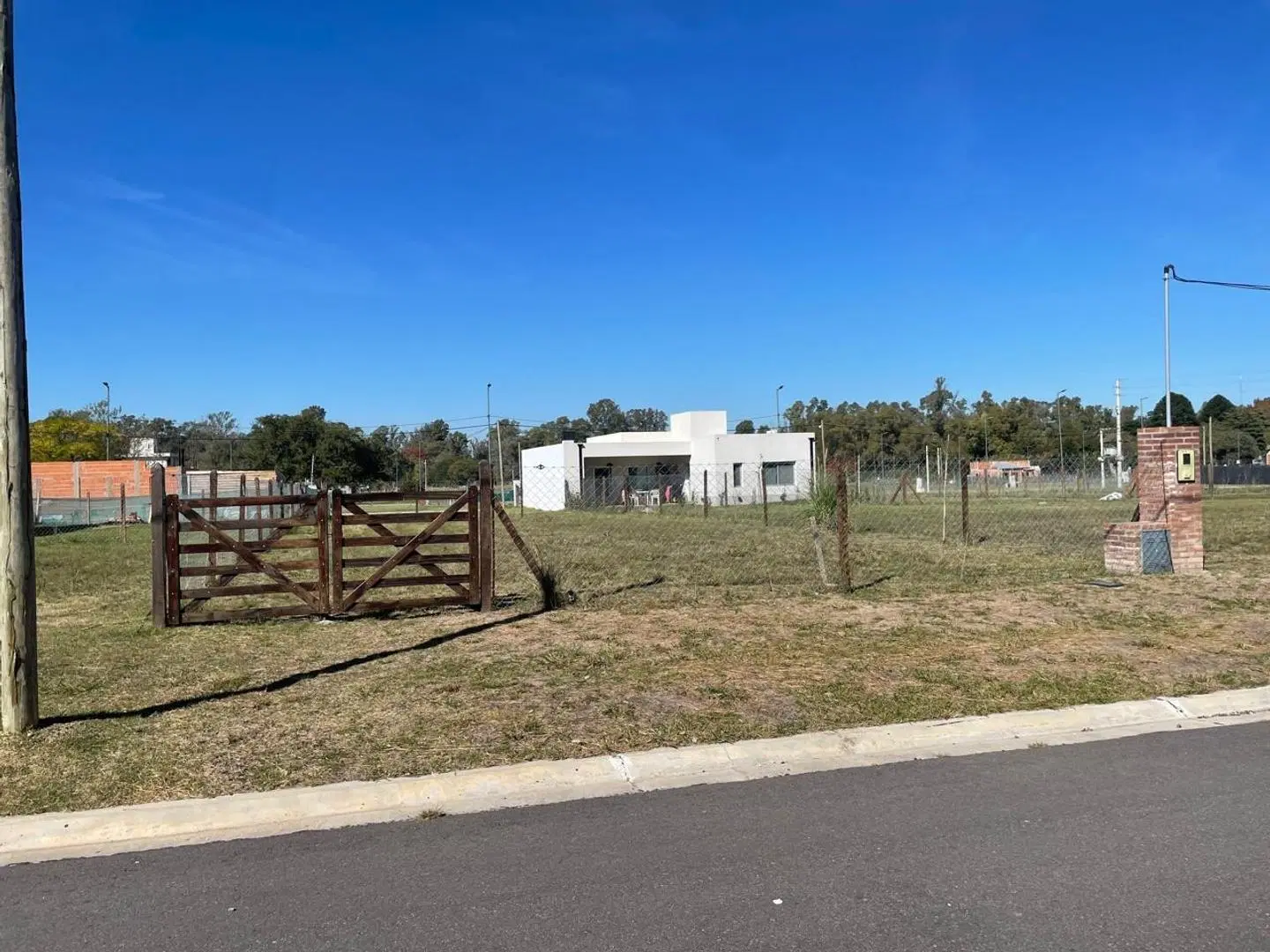 Terreno en venta Vikkina 4
