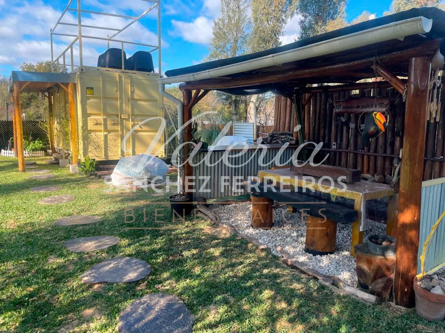 Loteo en El Pato con pileta y contenedor en venta 2
