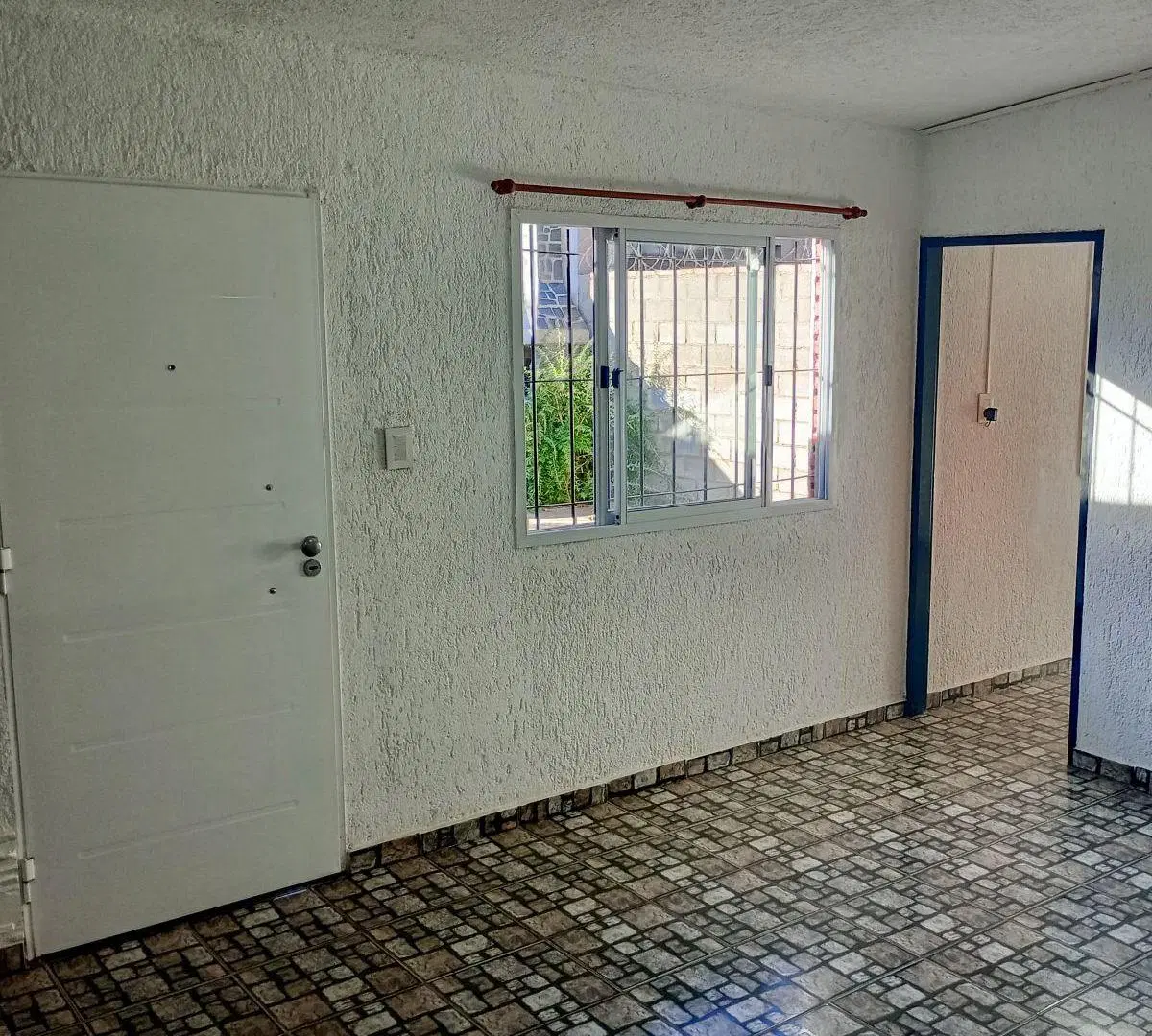 Departamento de 2 Dormitorios en Alquiler – Barrio Mirador del Cerro II 2