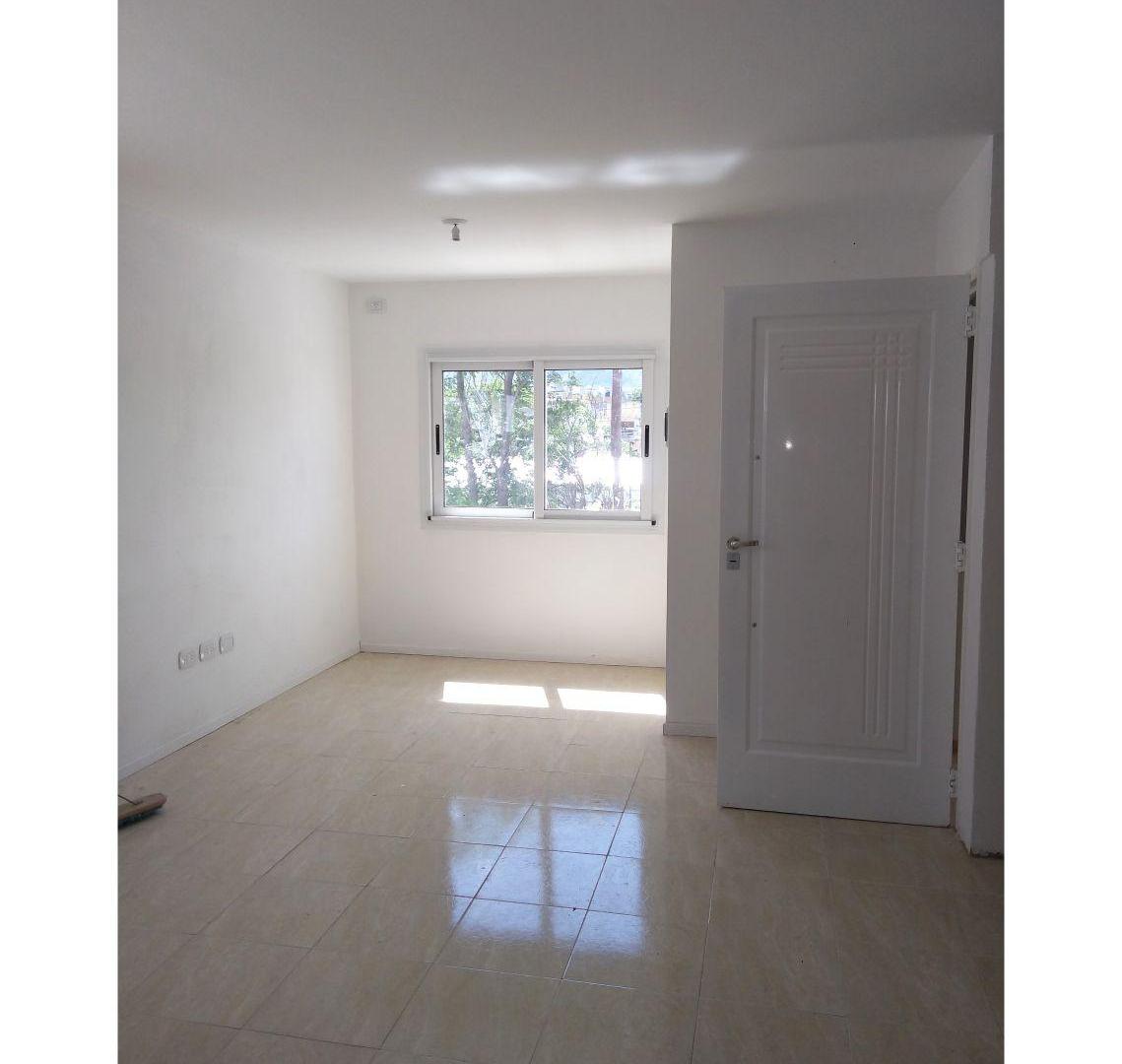 Foto de Departamento de 1 Dormitorio en Alquiler – B° AMPPyA, imagen 2