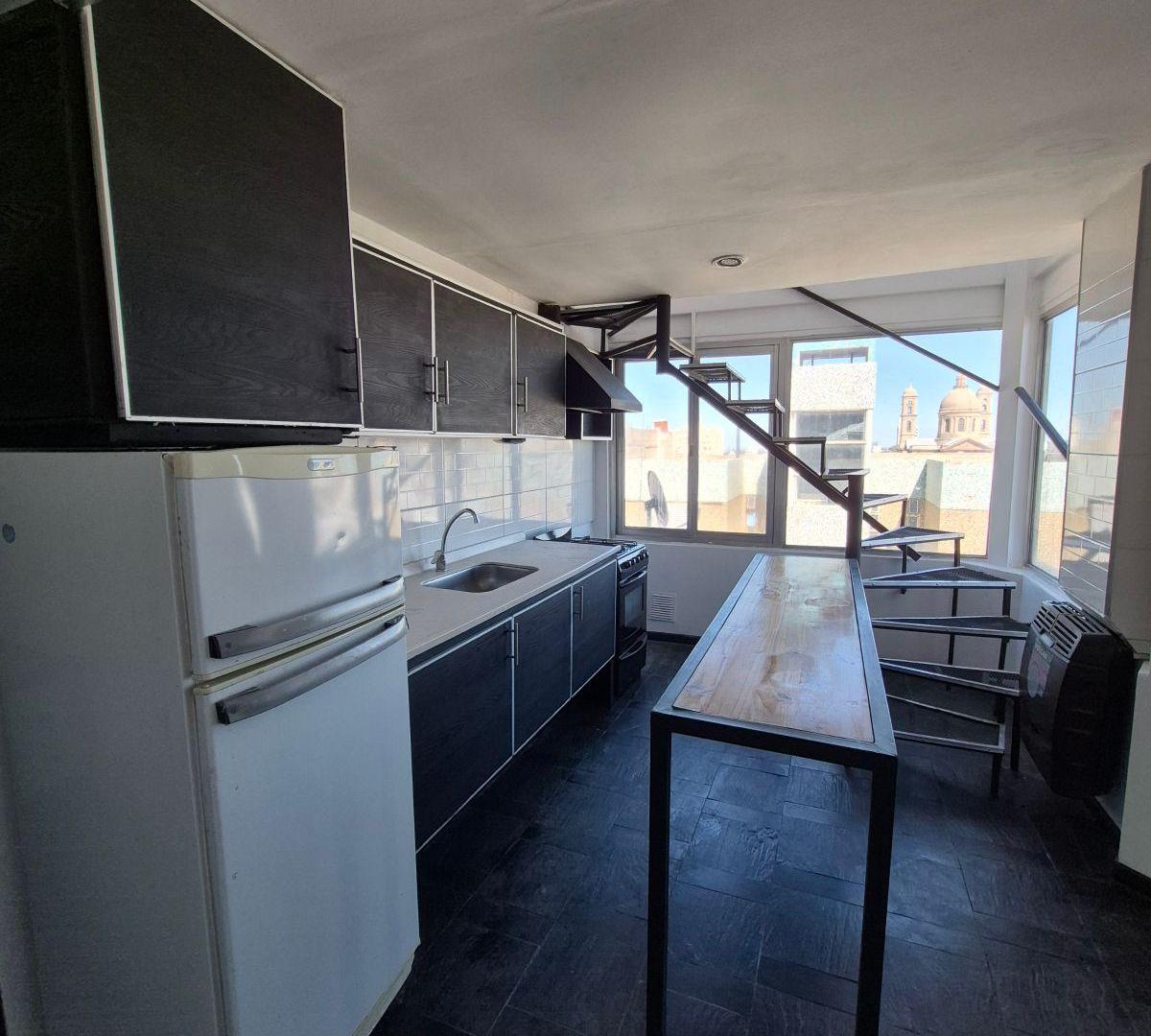 Foto de Dúplex de 1 Dormitorio en Alquiler – Centro de San Luis, imagen 2