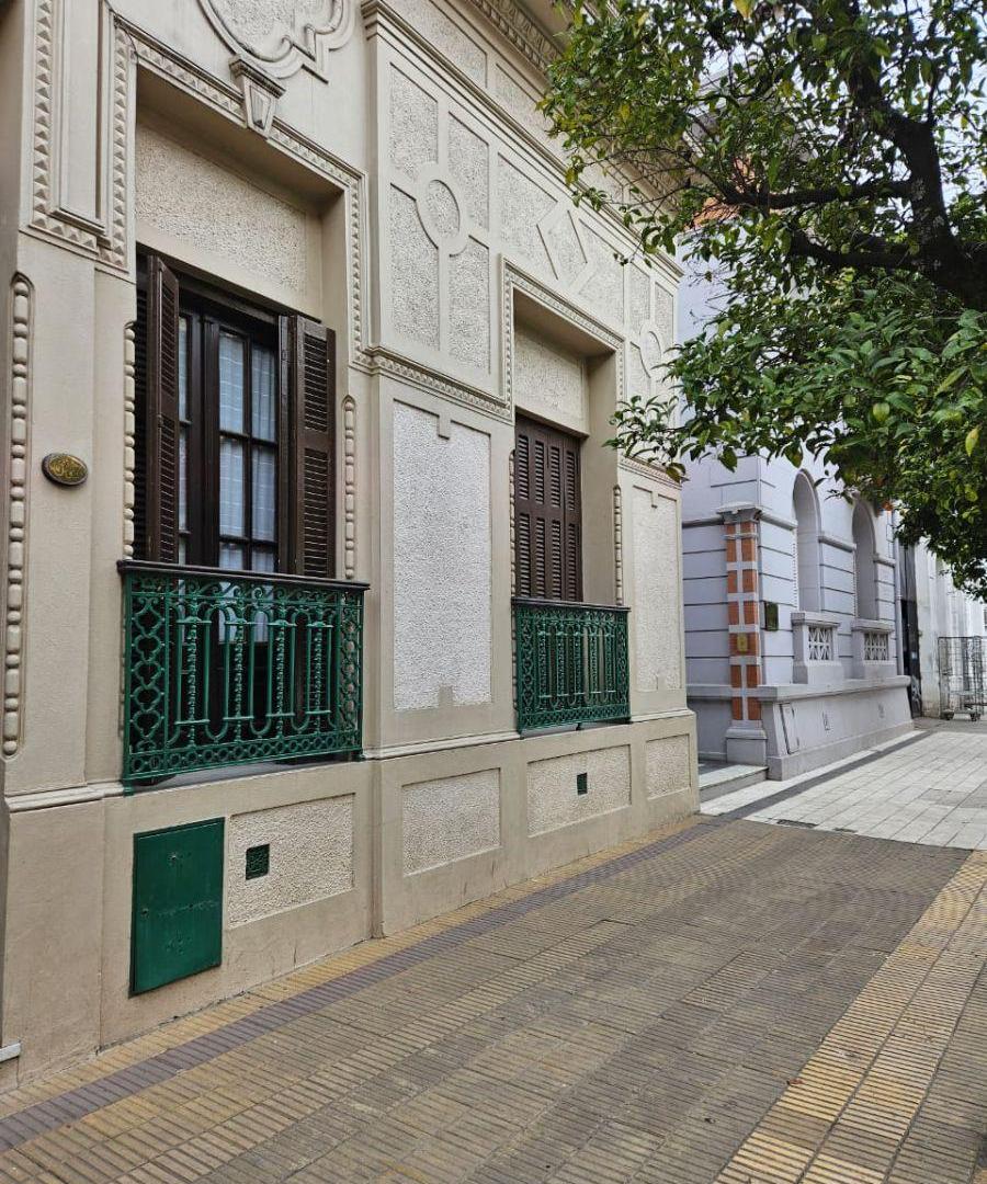 Hermosa casa de estilo colonial en venta