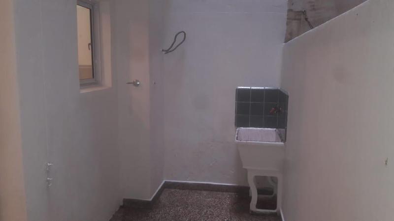 Foto de DEPTO 1 AMBIENTES RECICLADO EN SANTA FE Y BELGRANO, imagen 5