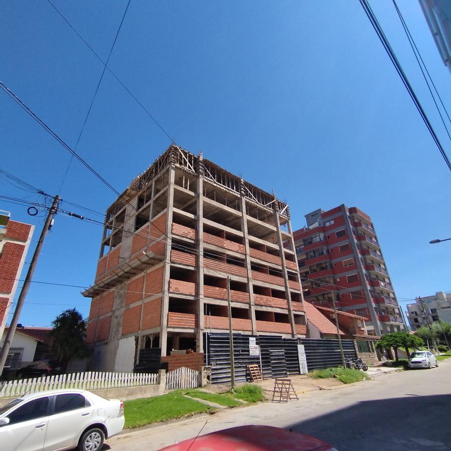 UNIDADES DE 1, 2 Y 3 AMBIENTES EN PUNTA MOGOTES