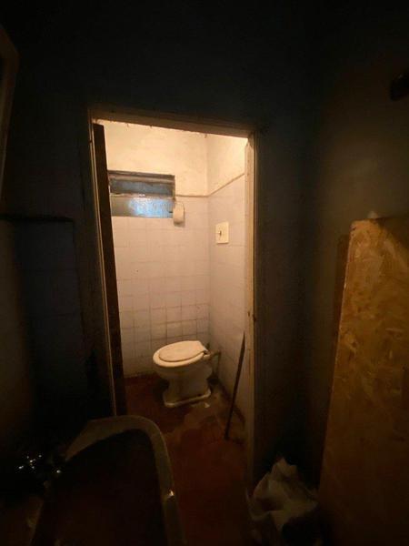 Foto de Deposito con local y vivienda de 3 ambientes sobre lote de 451m2 en, imagen 4