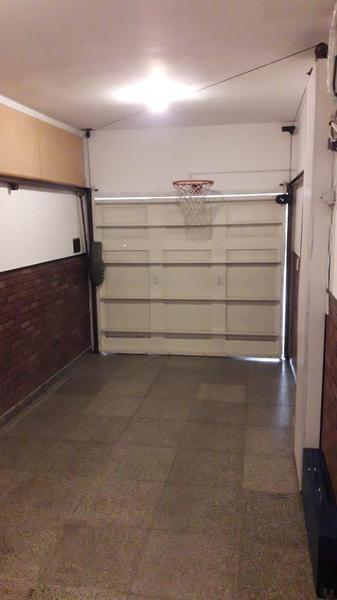 Chalet 4 Ambientes con Garage en Solis y Camusso 3