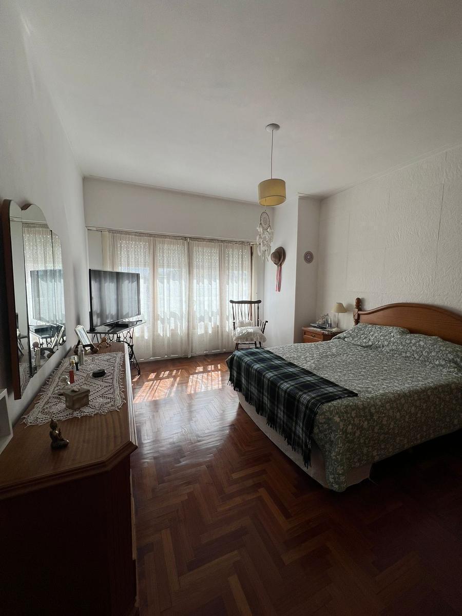 Deposito con Vivienda en Castelli E Italia 5