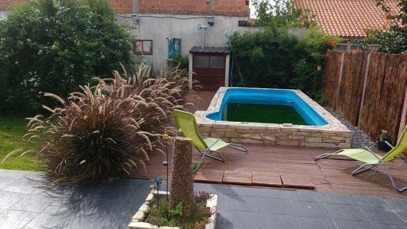 CHALET 5 AMB CON PISCINA CLIMATIZADA EN Z/CONSTITUCION