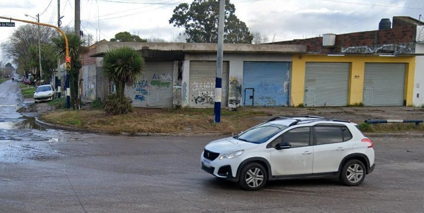 Local en Fortunato de La Plaza y Magnasco 1