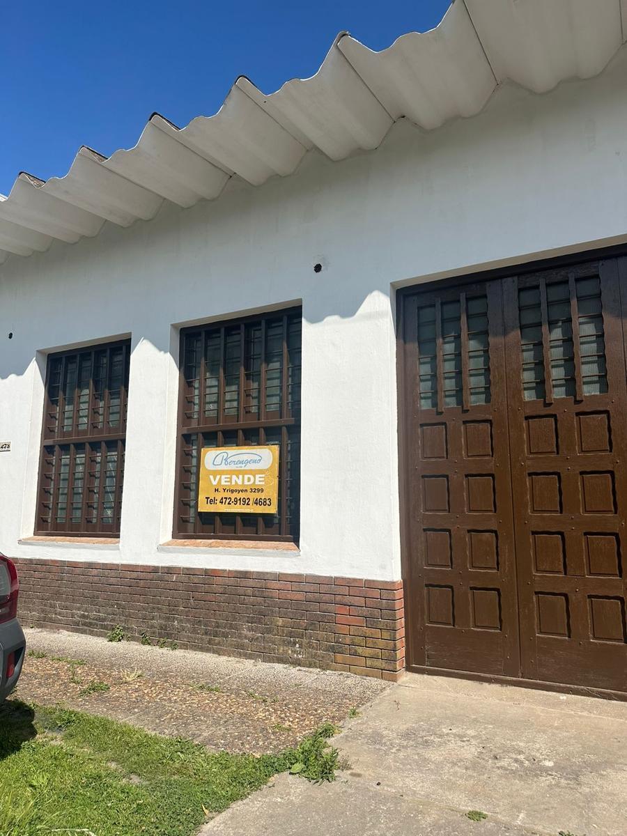 Local en Republica de Cuba y El Cano 5