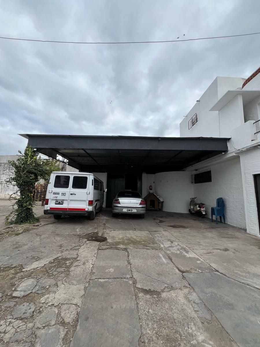 GALPON CON VIVIENDA SOBRE 7 LOTES SOBRE RUTA 2