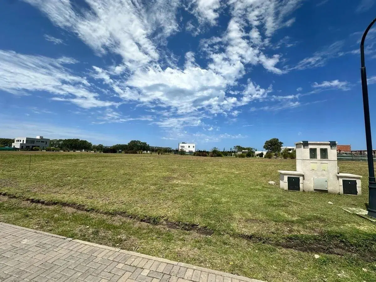 Terreno en Developer Park 4
