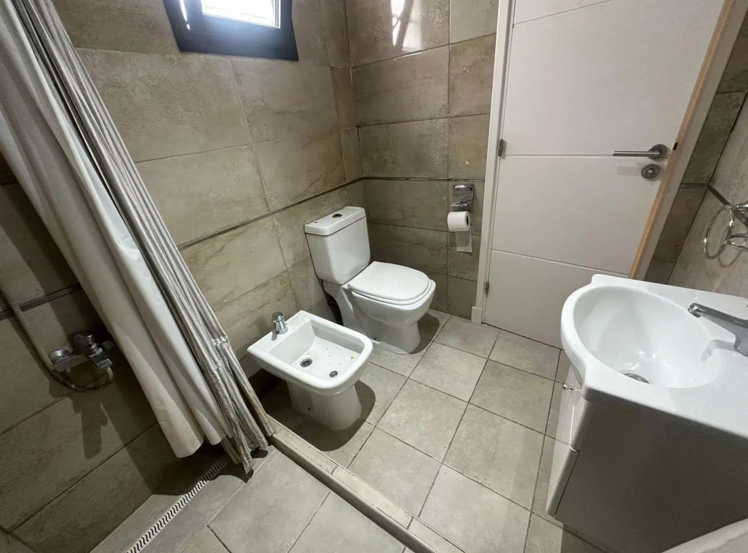 Departamento en Chauvin en alquiler con cochera 8