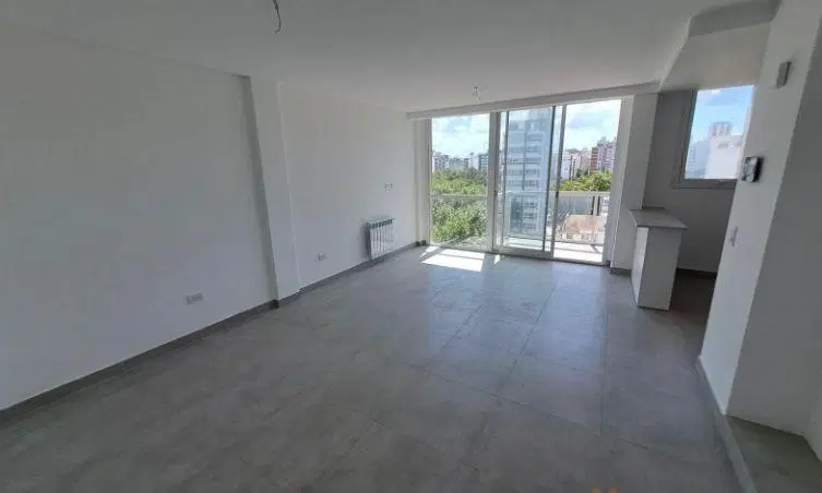 Semipiso de 3 ambientes con dos baños y cochera en Gascón y San Luis 5
