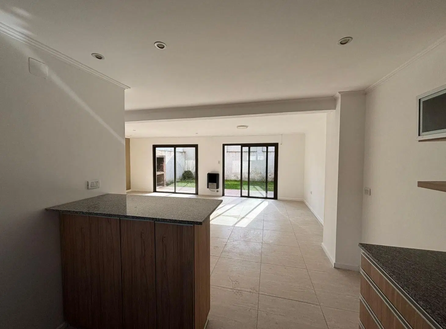 DUPLEX 3 AMBIENTES NUEVOS A ESTRENAR EN PASO Y CHACO 5
