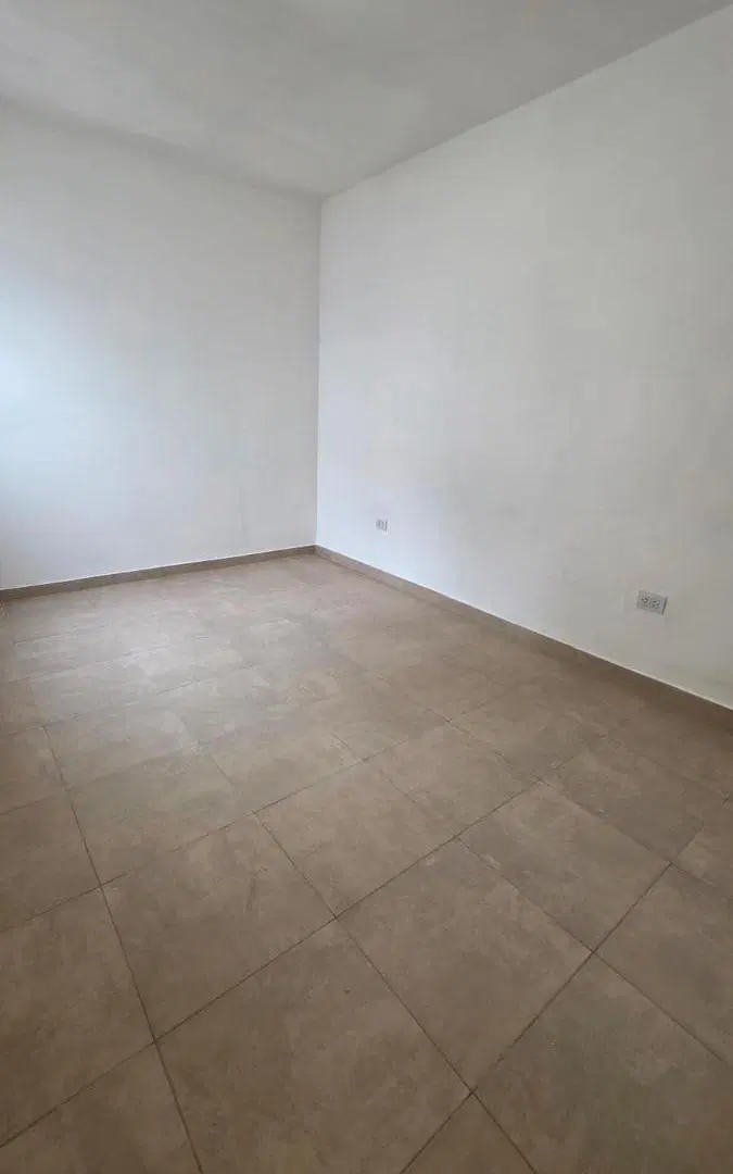 Departamento en Laprida y España 1