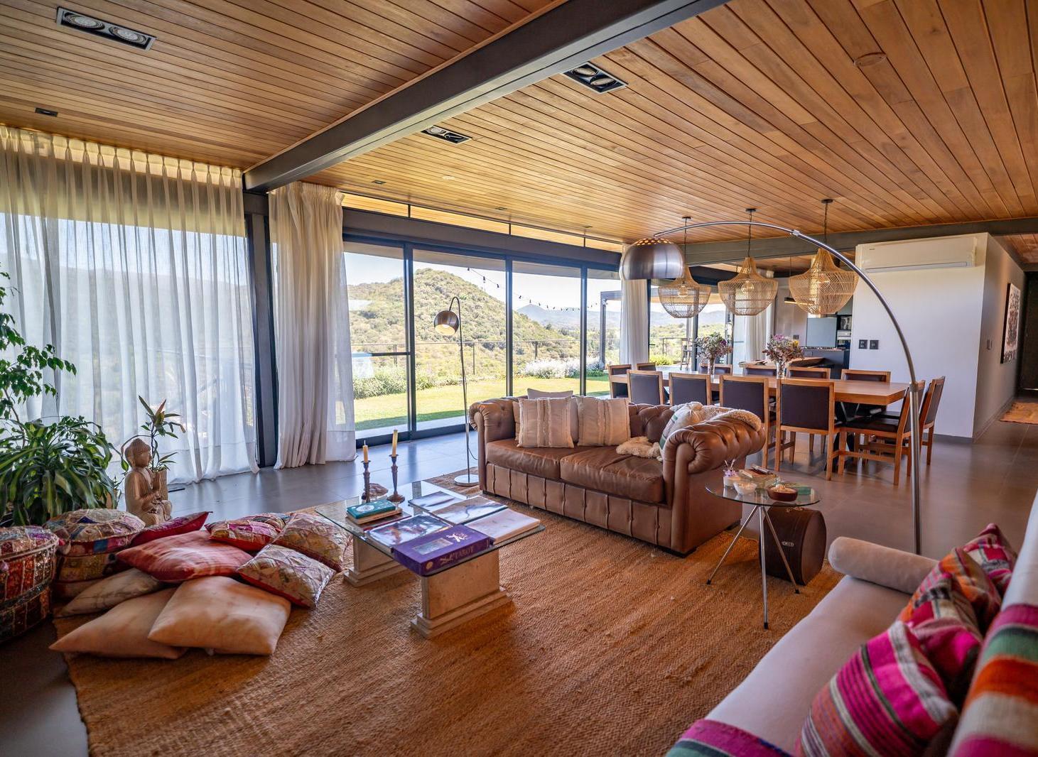 Foto de Casa de categoría en venta - Country Corral De Barranca, imagen 3