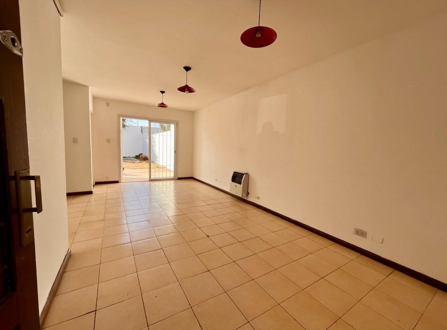Foto de Se vende duplex 3 dorm - Nuevo Poeta Lugones, imagen 1