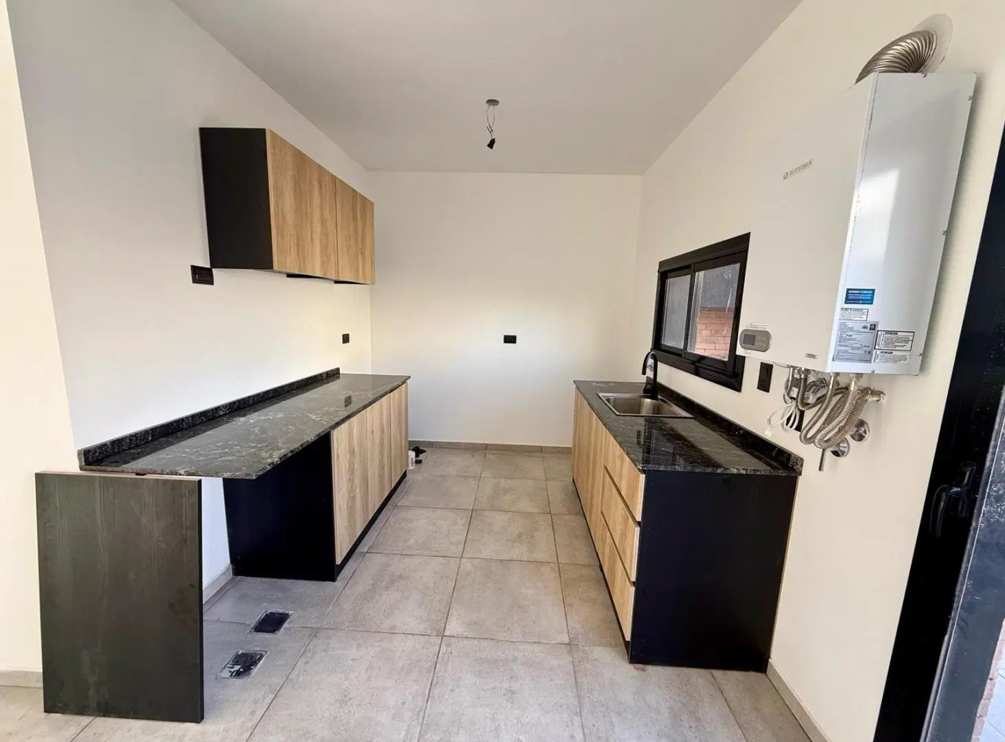 Se vende hermoso duplex a estrenar - Quebradas De Manantiales 3