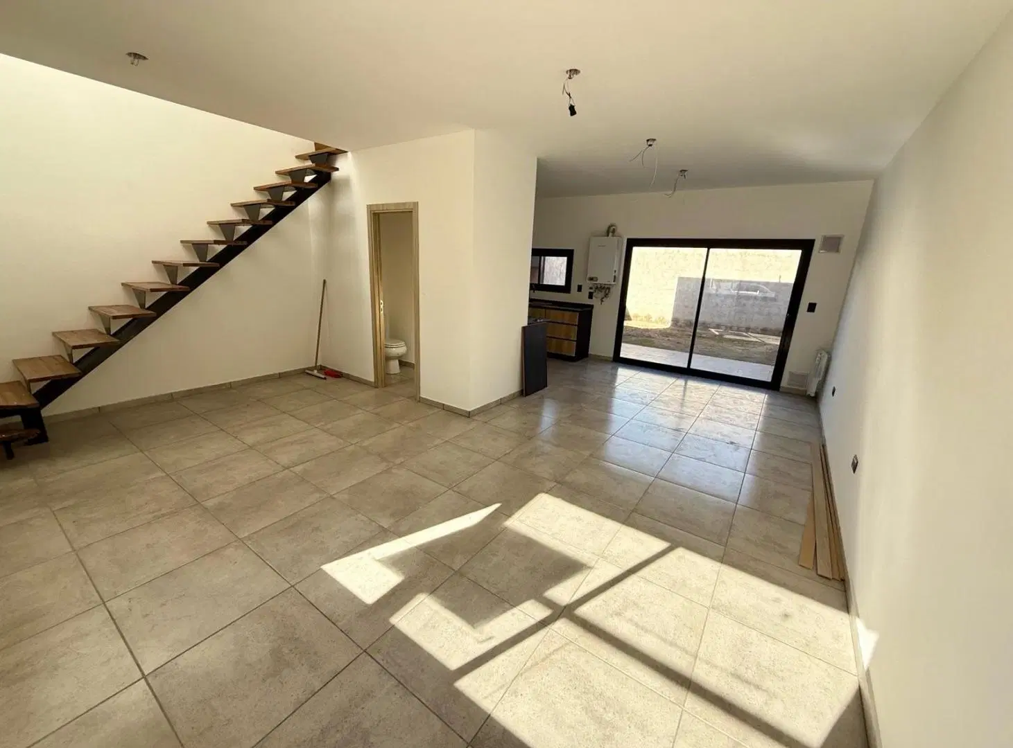 Se vende hermoso duplex a estrenar - Quebradas De Manantiales 1