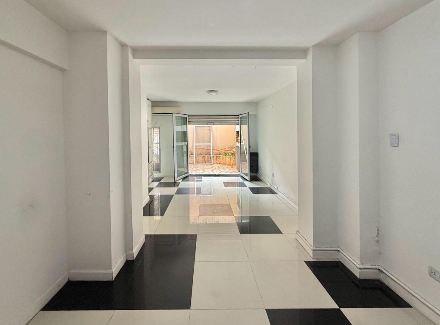 Foto de Se alquila Dpto con patio propio - Nueva Cordoba, imagen 1