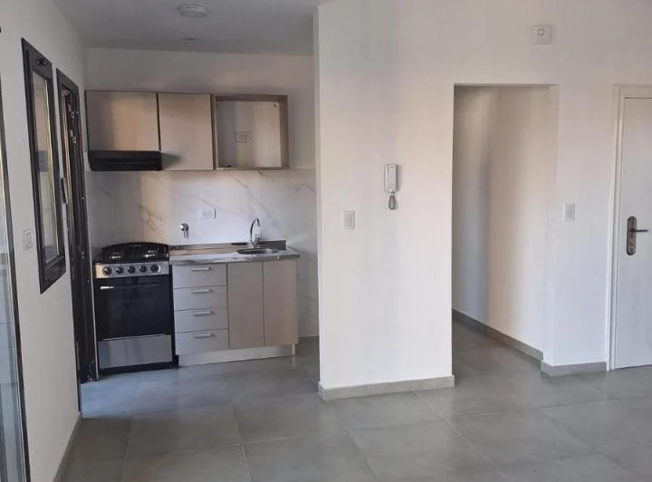 Departamento 2 ambientes semipiso a estrenar en alquiler - Bernal Este 4