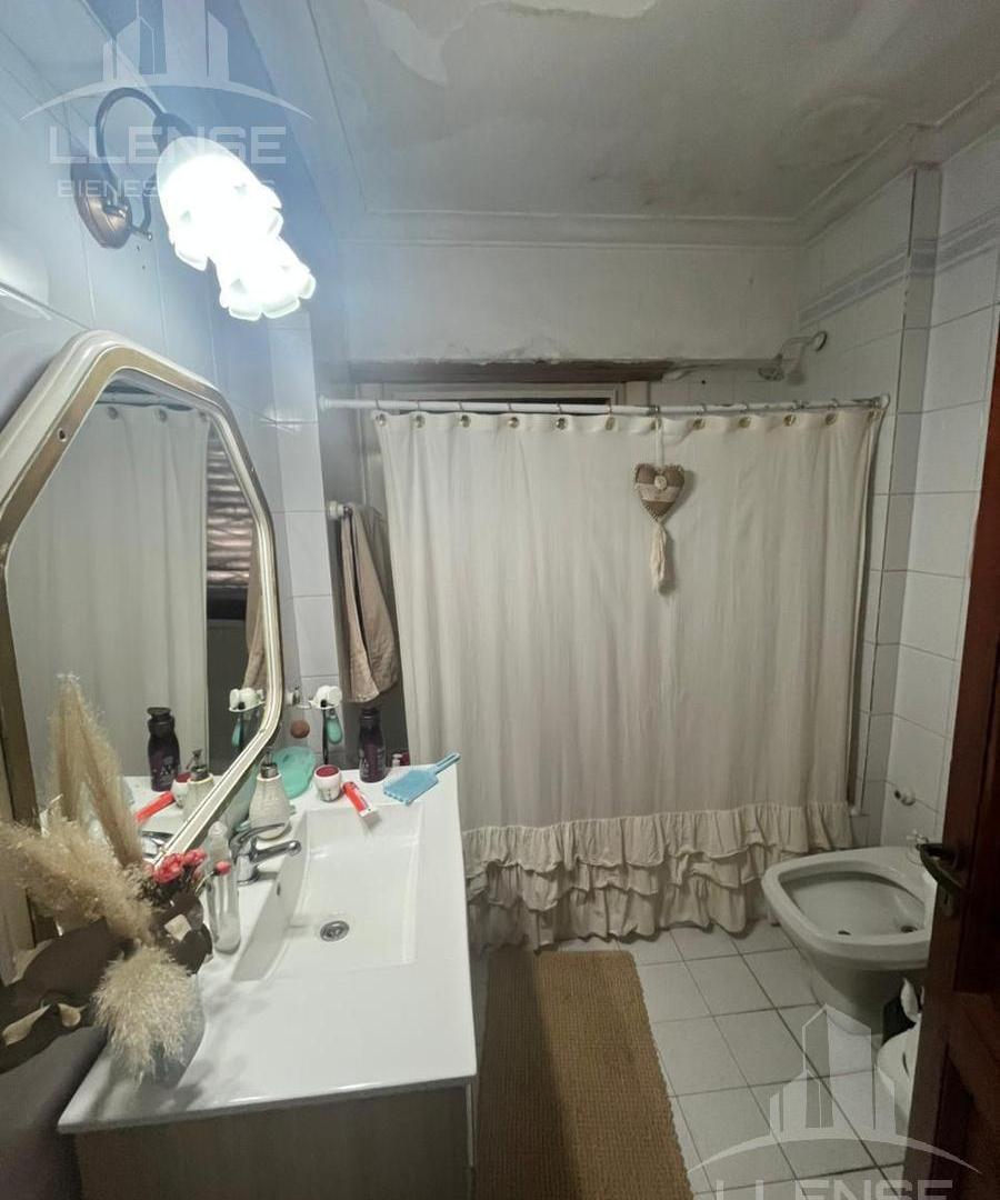 Casa 5 ambientes con pileta sobre lote de 4000m2 en venta - Ranelagh