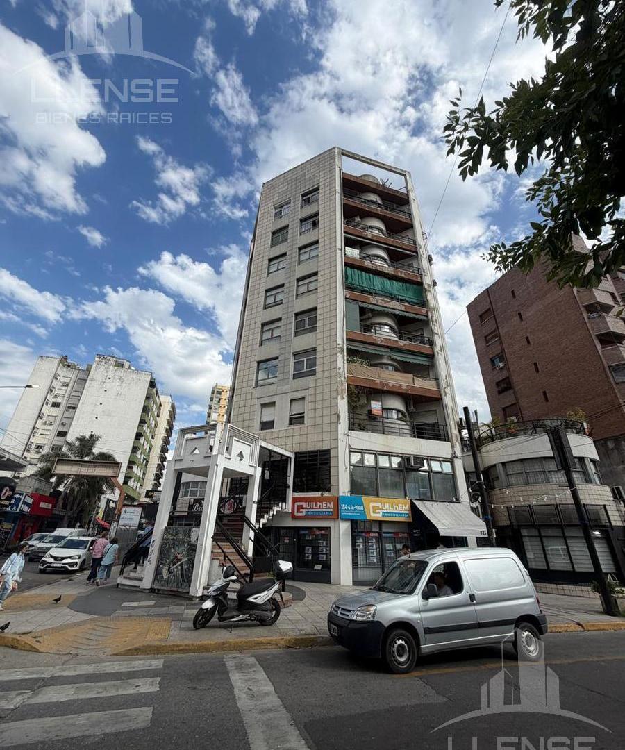 Departamento 2 ambientes de 40 mts con cochera y balcón - centro de Quilmes