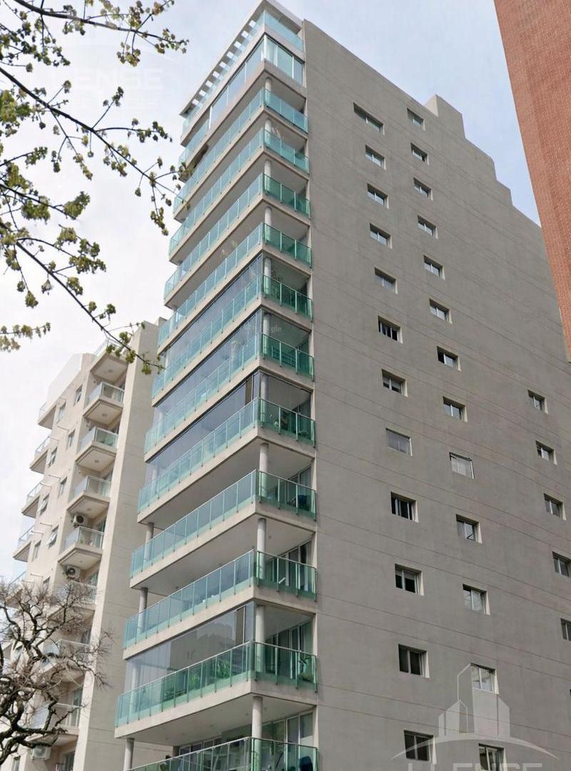Departamento 3 ambientes con cochera en venta - Quilmes Centro